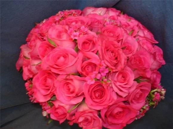 buquê de noiva rosa - formato redondo