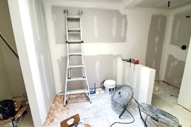 Drywall na parede contribui com a casa do casal